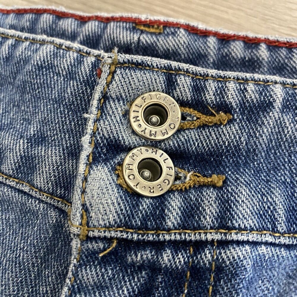 Vintage Tommy Hilfiger Denim Jean Shorts Size 3 100% Cotton Women’s 33” Waist - Picture 4 of 7
